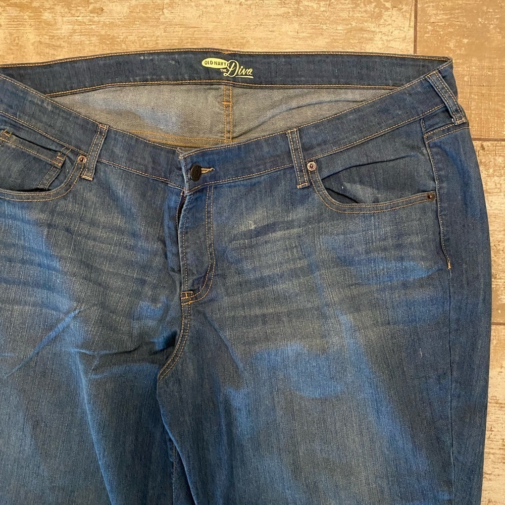 NWOT Old Navy the Diva jeans - Picture 5 of 8